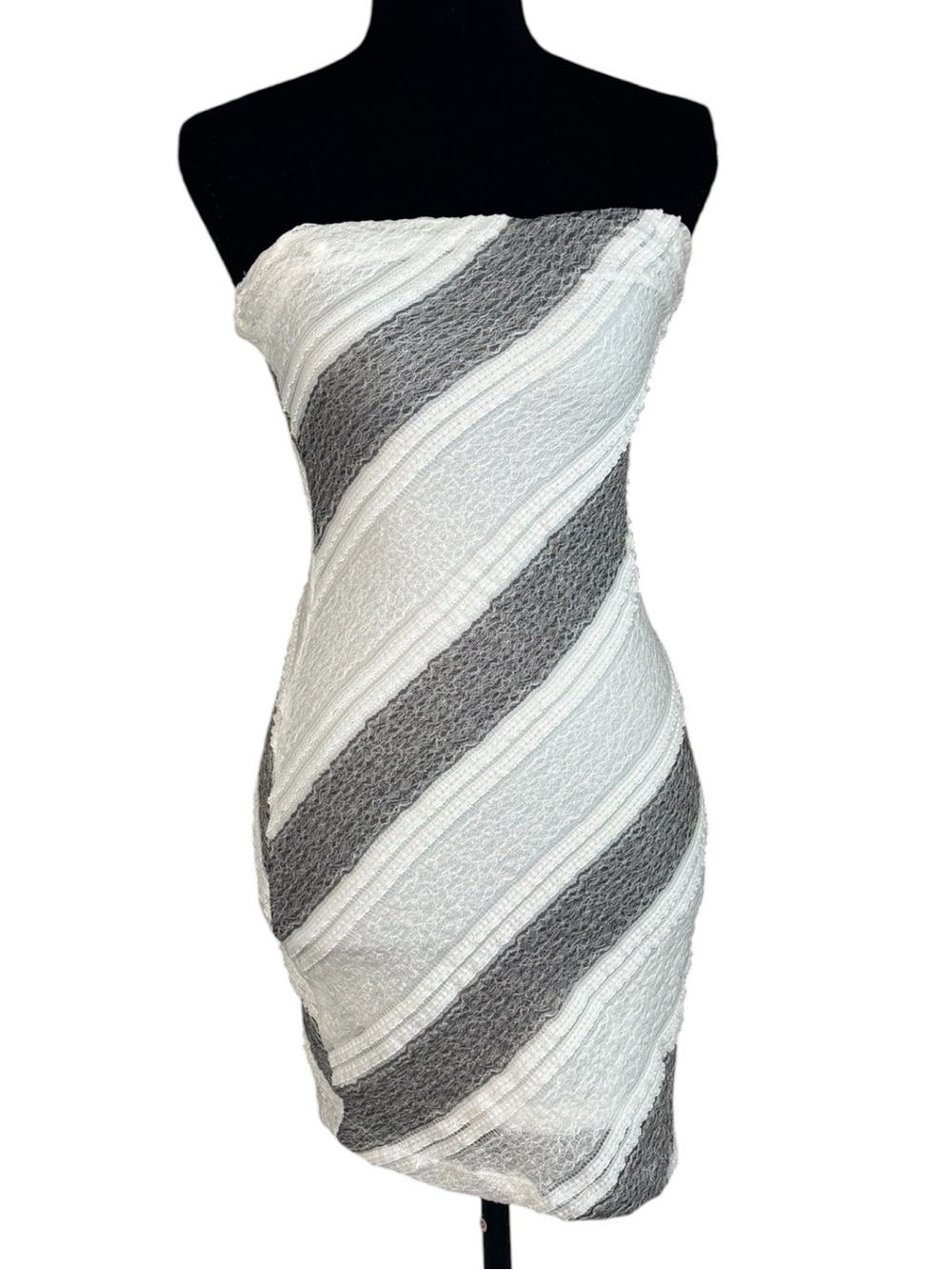 Nikibiki Strapless Diagonal Stripe Bodycon Dress in White and Gray